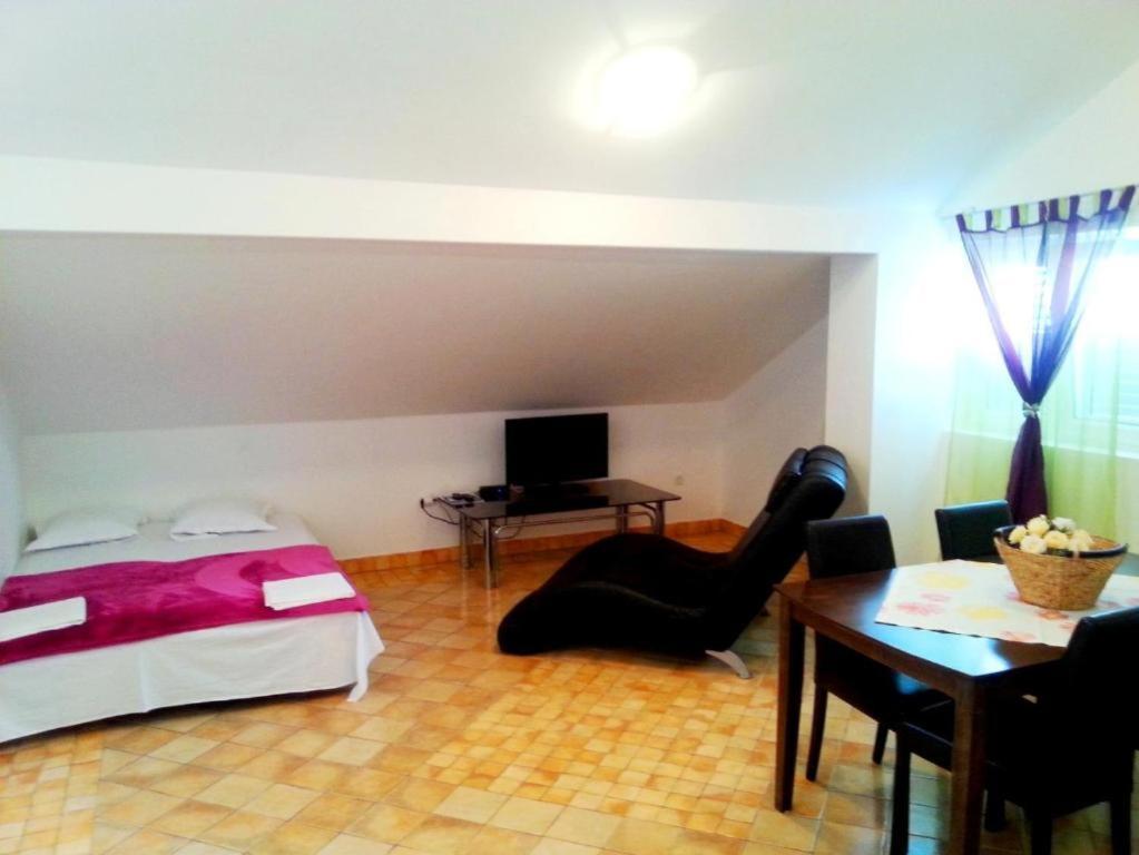 Hacienda Valmare Apartamento Brela Exterior foto
