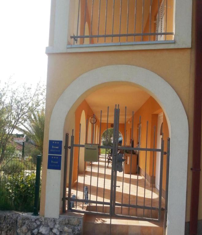 Hacienda Valmare Apartamento Brela Exterior foto
